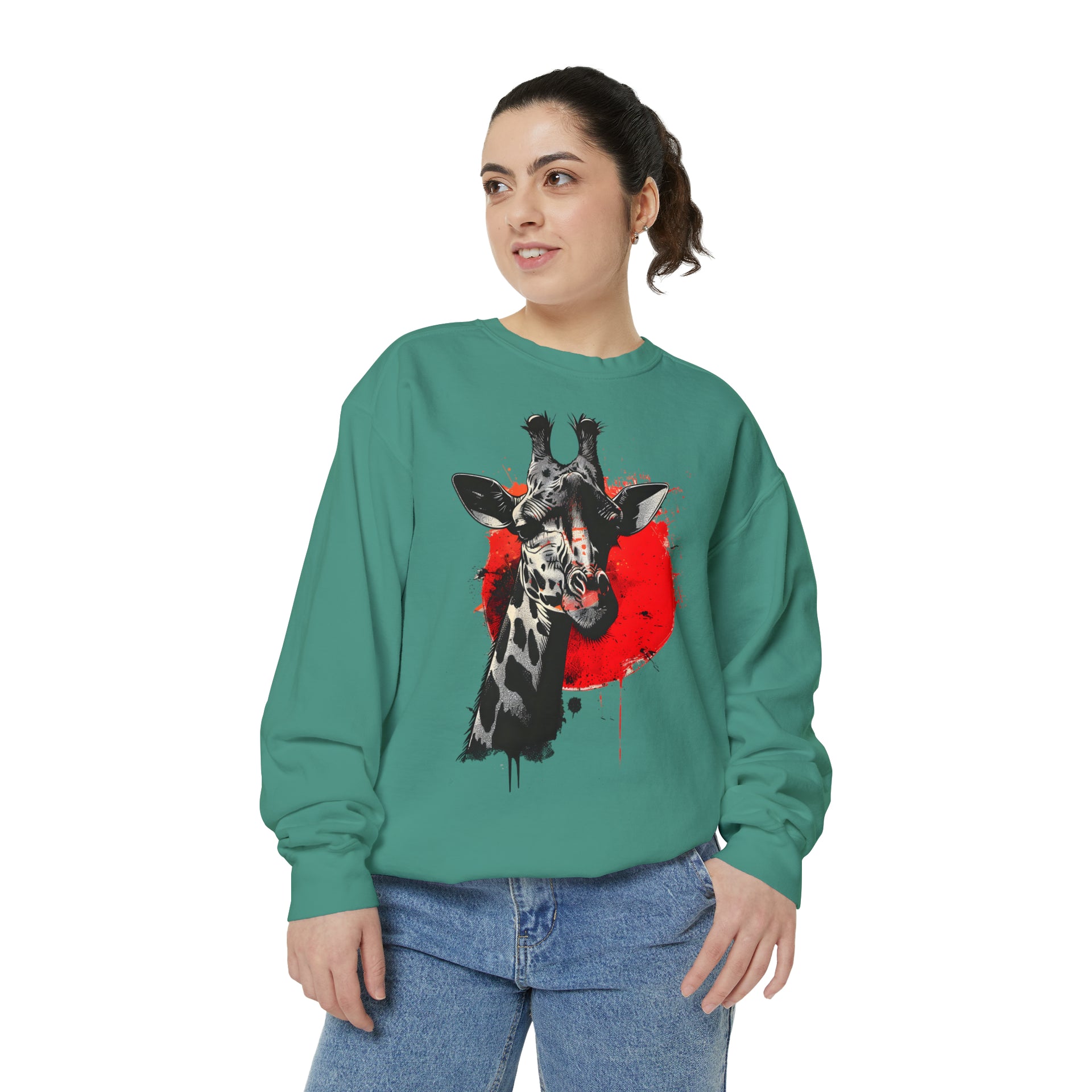 Sunshine Smiles: Embrace the Kawaii Charm of This Contoured Giraffe Sweatshirt