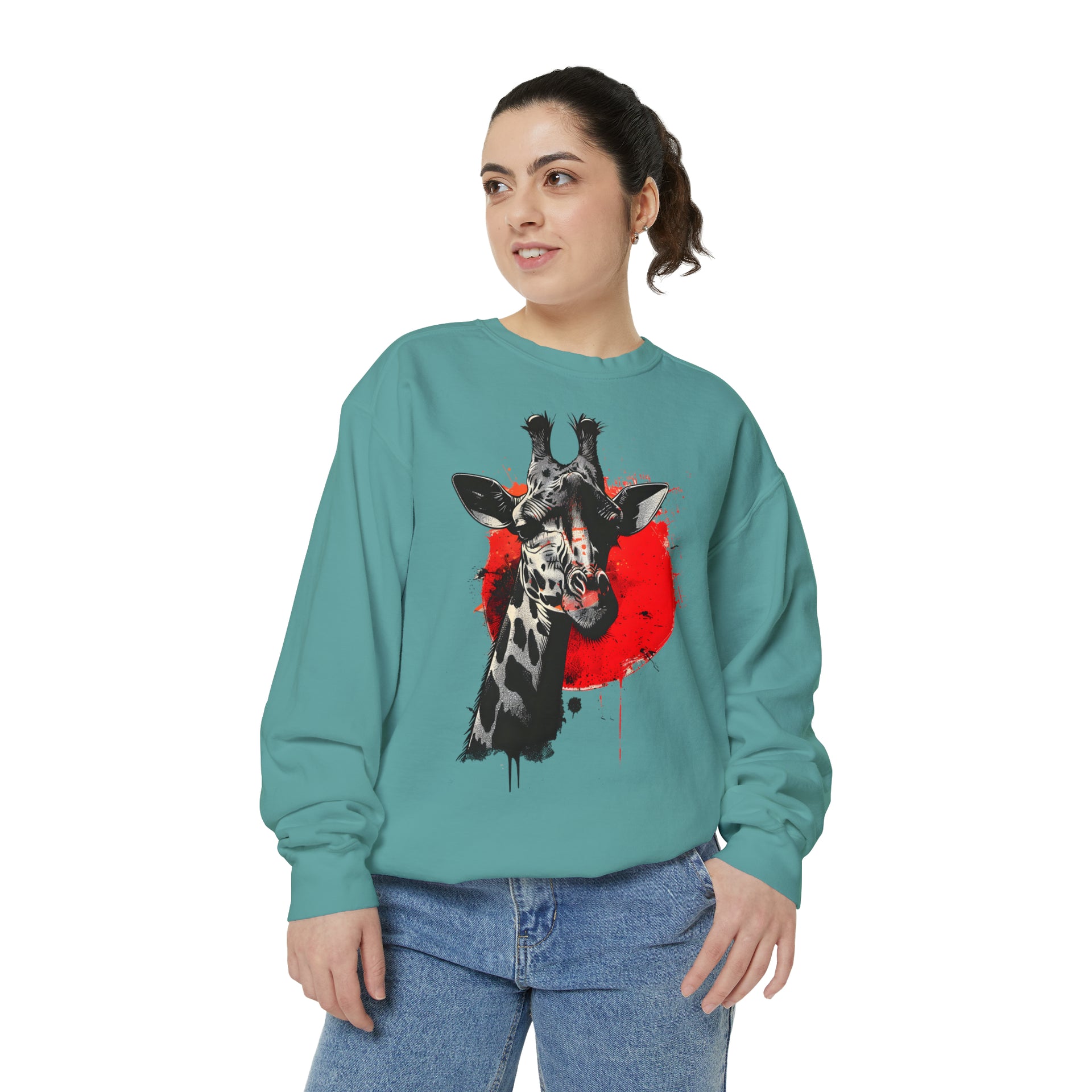 Sunshine Smiles: Embrace the Kawaii Charm of This Contoured Giraffe Sweatshirt