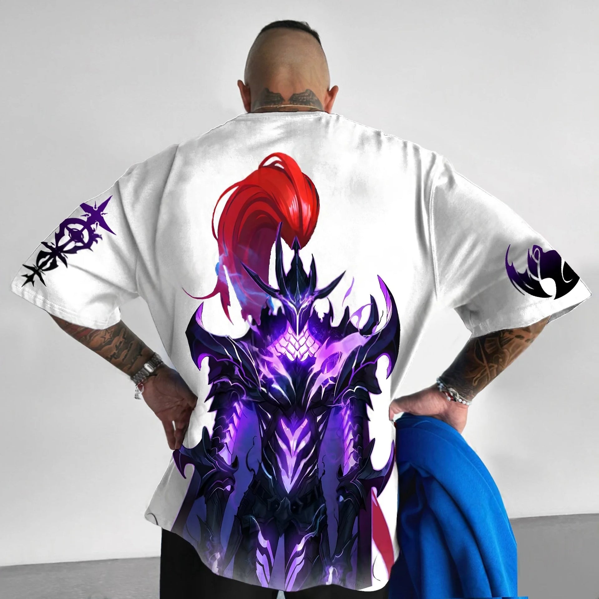 A high-quality Solo Leveling Authorized T-Shirt made of cotton, featuring a retro Y2K anime graphic of Sung Jinwoo, perfect for gamers and street style.