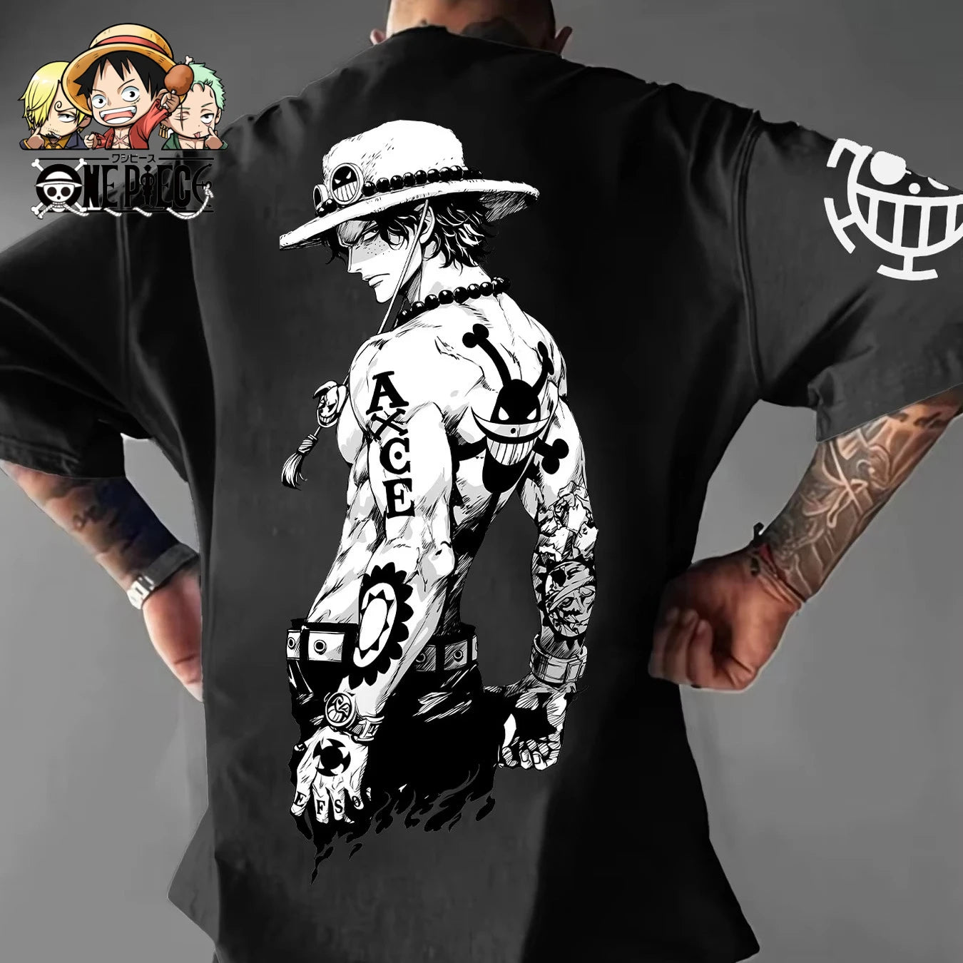 A trendy oversized One Piece Luffy T-Shirt made of soft cotton, featuring a Y2K anime graphic print for men's summer streetwear.