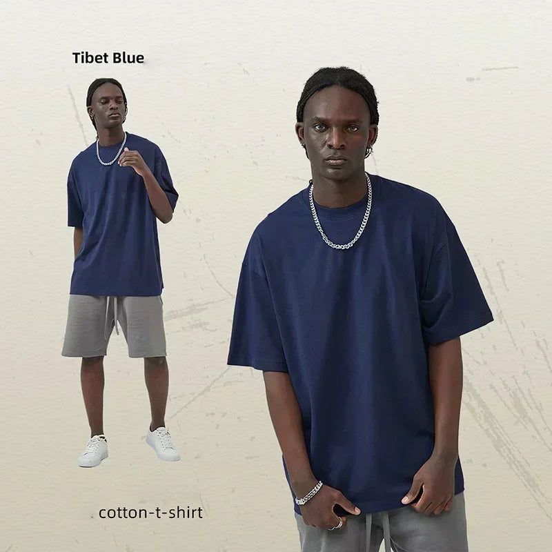 A casual One Piece Shanks T-shirt for men and women, featuring the anime character in a summer fashion style.