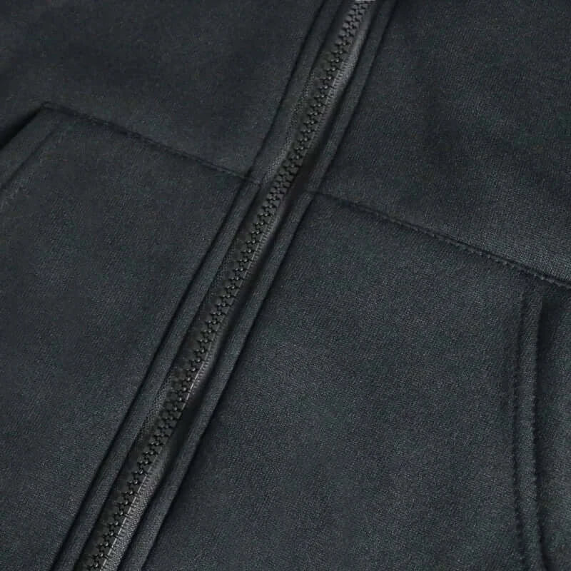 A unisex Japan Anime Overlord Horror Skull Hooded Shirt with a zip-up front, featuring a horror skull print in a Harajuku streetwear style.