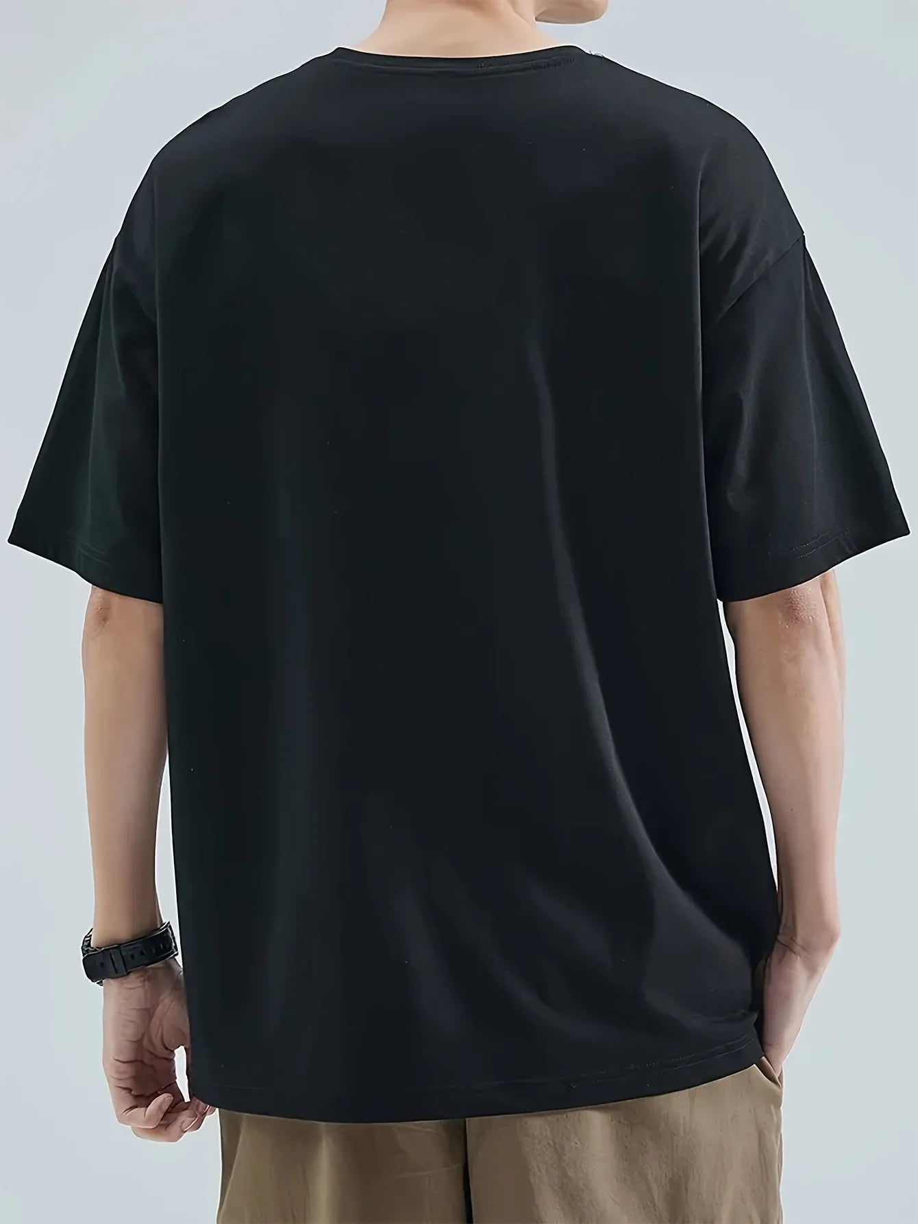 Men's 100% cotton Japanese Samurai Pattern T-shirt with a fashionable casual loose fit for summer.